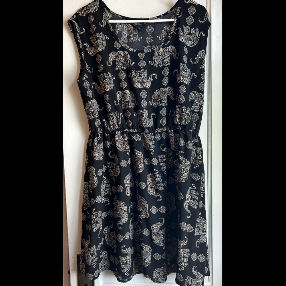 Rue21 Black and White Elephant Print Mini Dress